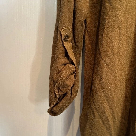 Ecote Urban  Outfitters Blouse Size‎ Large Olive Green Roll-Tab Sleeves Utility - Picture 12 of 14